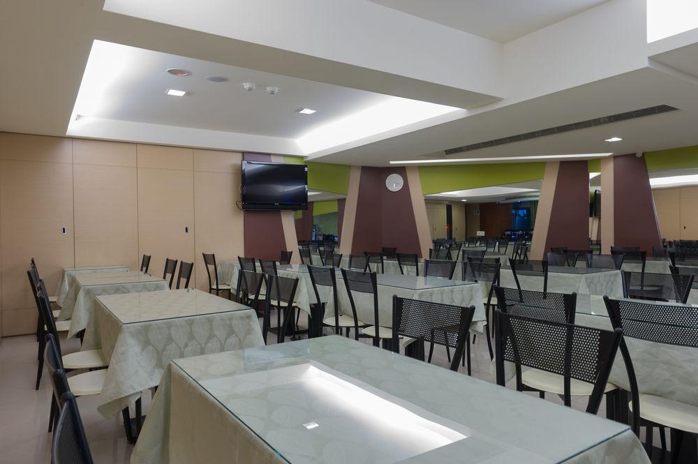Green World Linsen Taipei Exterior photo